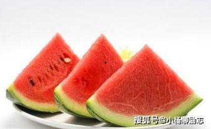 青岛潍坊网红吃瓜事件,一场网络舆论的风暴与反思  第2张
