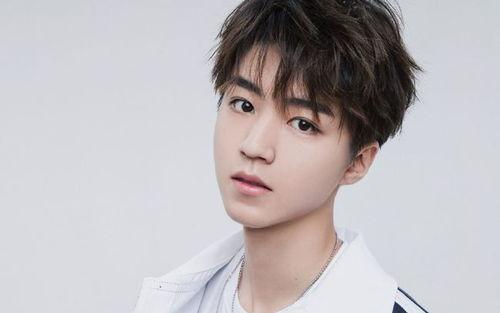 娱乐大爆料肖宇,肖宇背后的惊人故事揭秘 第2张 娱乐大爆料肖宇,肖宇背后的惊人故事揭秘 第2张