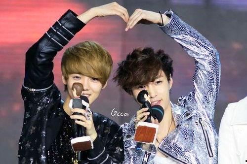 圈内爆料张艺兴鹿晗