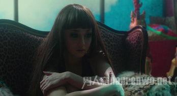 《狼狈》在线观看,揭秘人性黑暗面的悬疑惊悚之旅  第3张