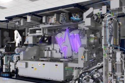 网友爆料光刻机视频播放,网友爆料视频带你领略尖端科技魅力  第1张